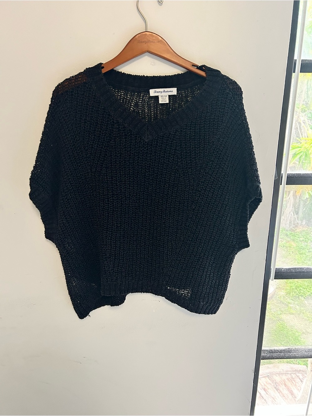 Tommy Bahama Black Short-Sleeve V-Neck Knit Sweater